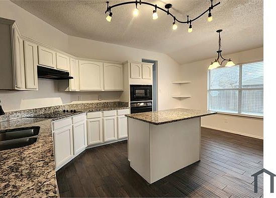 1st image of 1005 Ashdon Ln