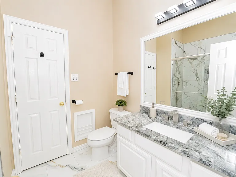 669 Nottingham Dr — Photo 26
