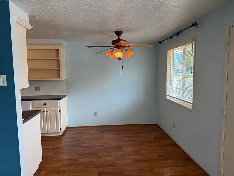 1198 55th Pl — Photo 7