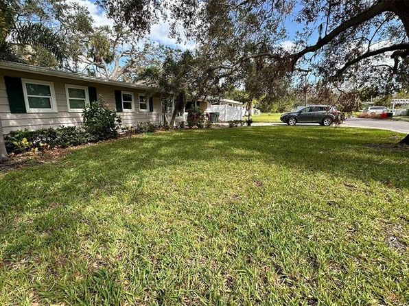 3141 Irving St, Sarasota, FL 34237