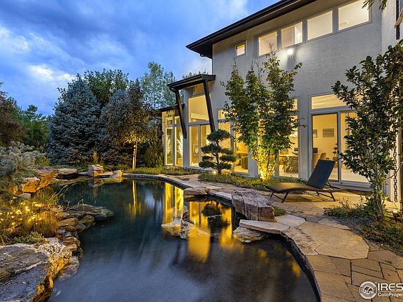 4th image of 8536 Foxhaven Ct