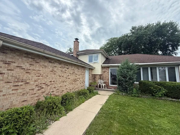 15226 Oxford Dr, Orland Park, IL 60462