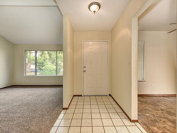 3rd image of 2892 Candido Dr