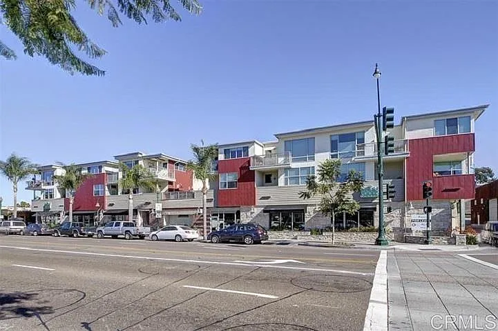 687 S Coast Hwy #101-302 — Photo 26
