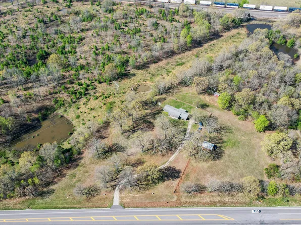 3055 Us Highway 63, Koshkonong, MO 65692