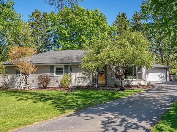 W143S7066 Belmont DRIVE, Muskego, WI 53150