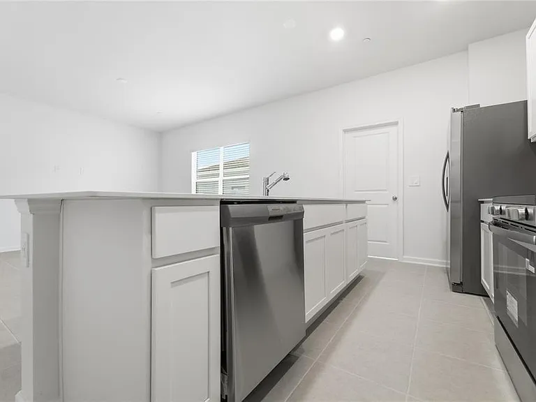 2140 Rider Rain Ln — Photo 12