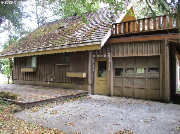 71250 Northshore Dr, Clatskanie, OR 97016