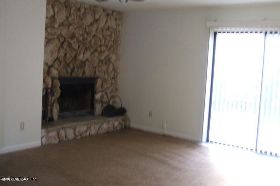 2nd image of 1214 Shackleton Rd