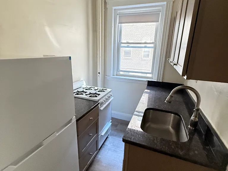 1207 Boylston St #2 — Photo 4
