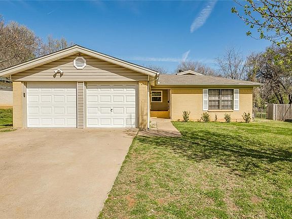 2nd image of 202 Arnett Dr