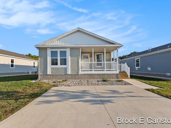 1283 E Ellis Rd #20, Norton Shores, MI 49441