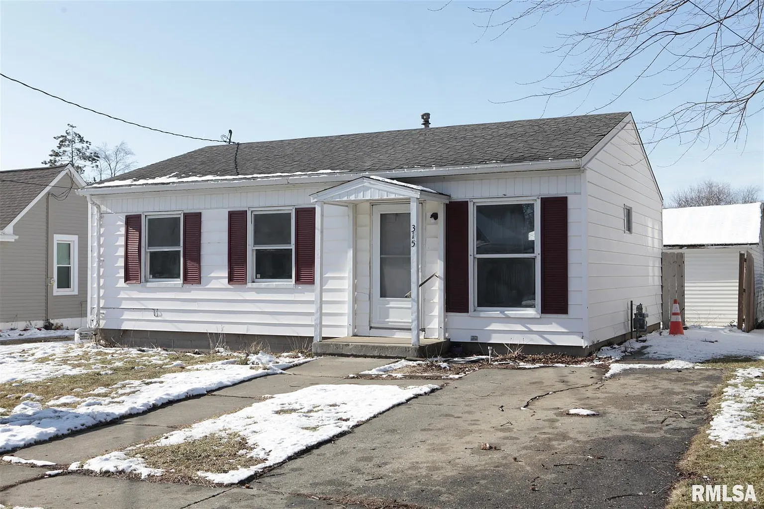 315 Warren St photo 1