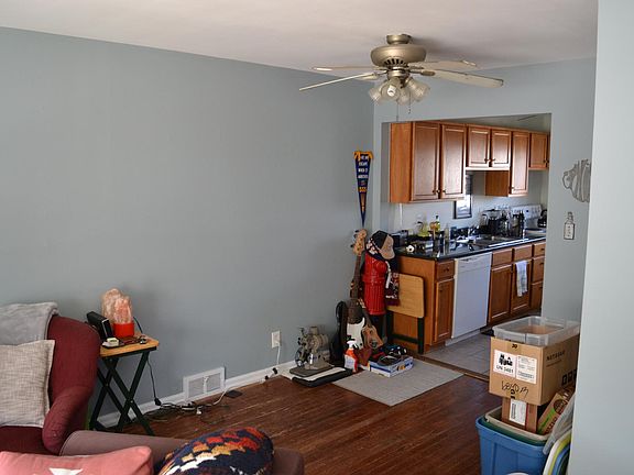 5th image of 120 S Maple Ave #118