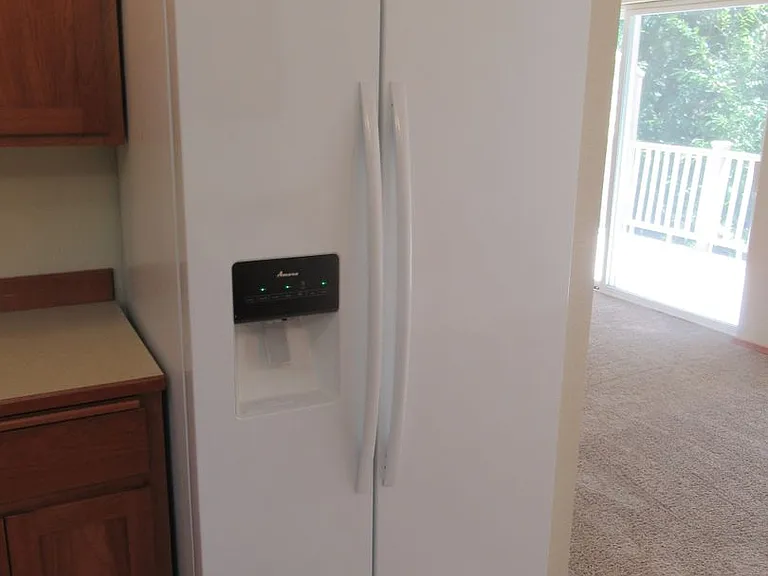 Split Level Two Bedroom Duplex — Photo 14