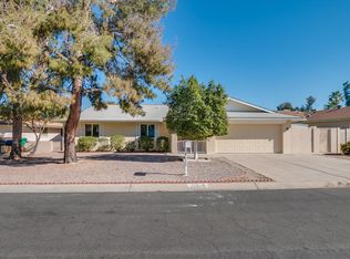 7026 E Colonial Club Dr, Mesa, AZ 85208