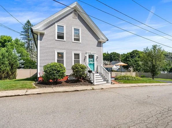 1 Lake Ave, Amesbury, MA 01913