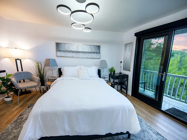 2242 Jeffersonia Way — Photo 38