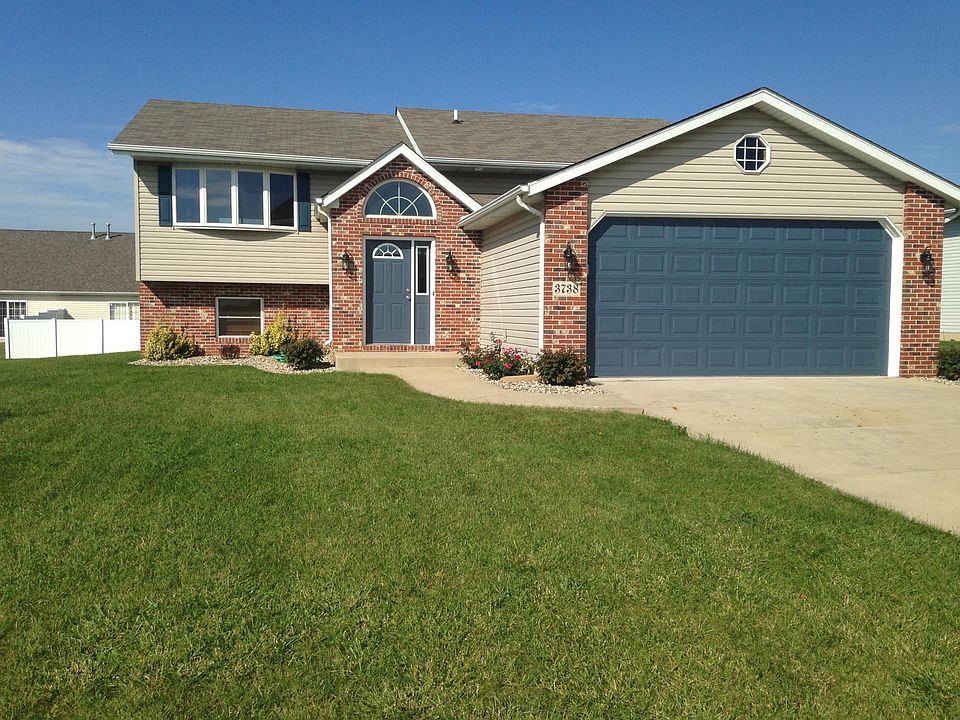 1st image of 3738 71st Ave
