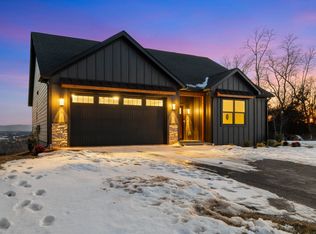 136 Chamberlain Dr, Staunton, VA 24401