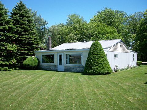 2nd image of 180 Joe Fultz Blvd #House