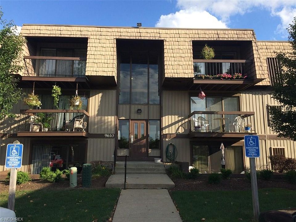 1st image of 9610 Cove Dr Unit B22