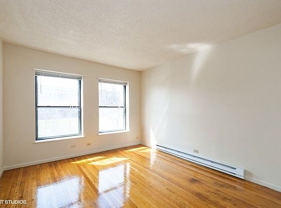 2nd image of 5333 S Ellis Ave APT A2