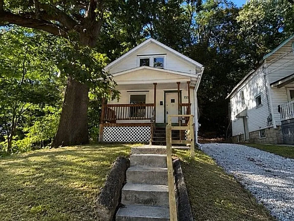 155 W Tallmadge Ave