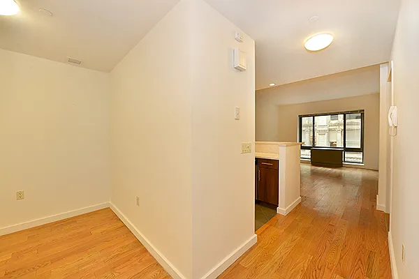 Rented by Hakimian Management | media 41