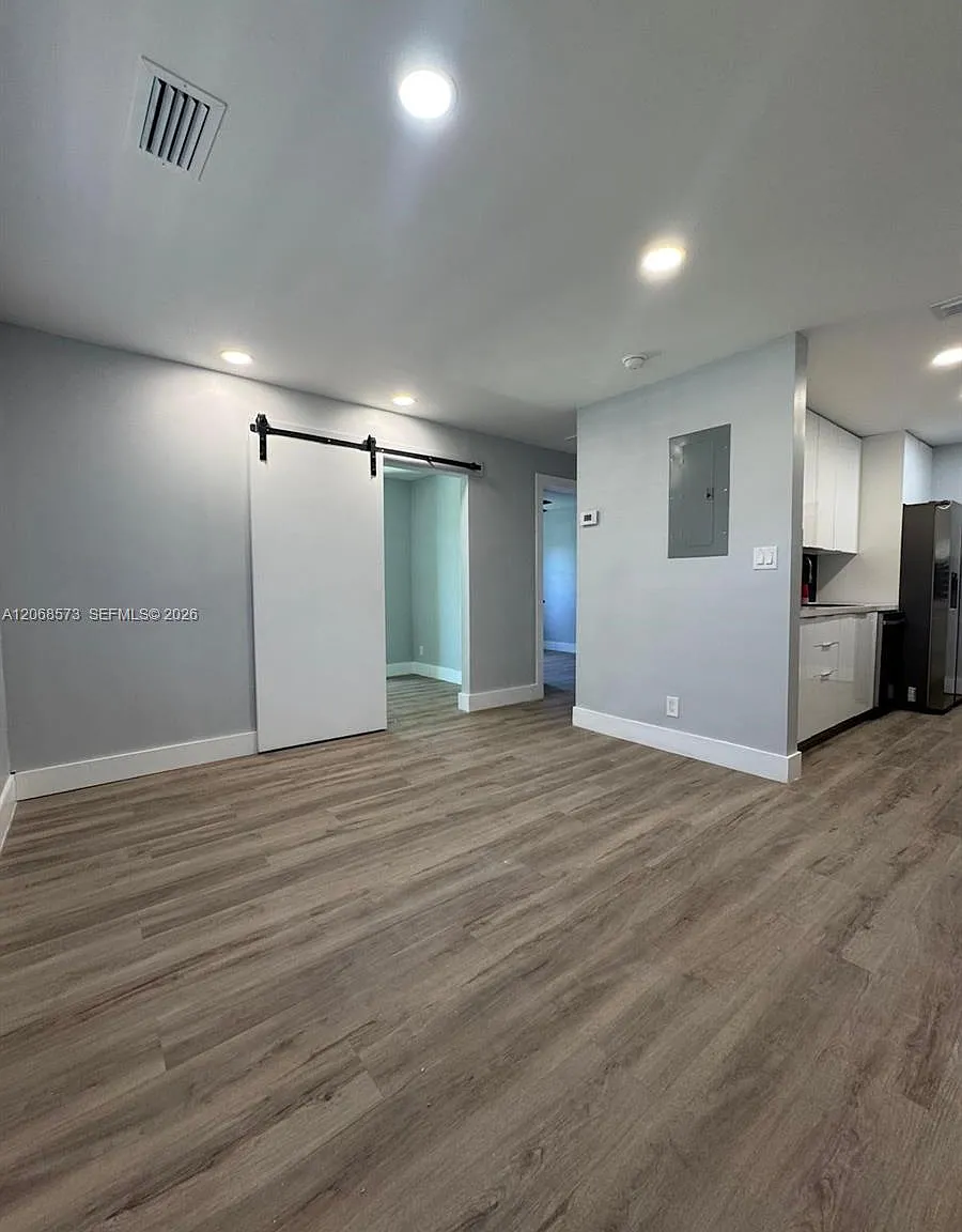 Collier Manor 2nd Add — Photo 2