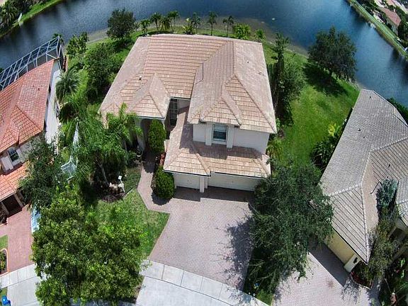 2nd image of 2005 Nw 140 Av