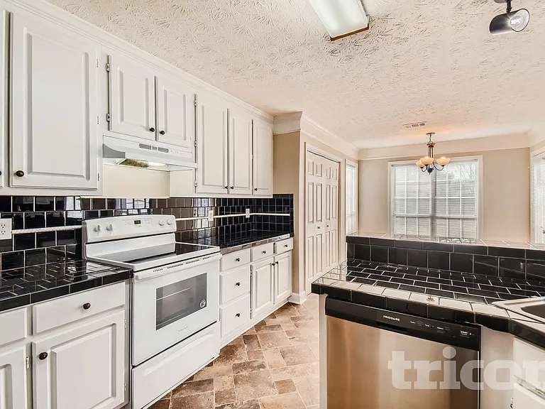 65 Bermuda Cir — Photo 18