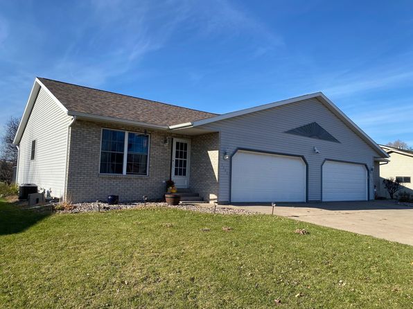 3206-3208 S Cedar Ave