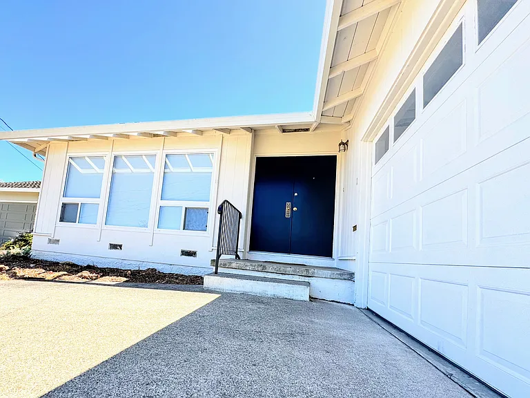 11 Christian Ct — Photo 2