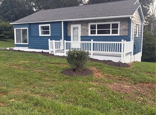 722 Cody Trl, Dobson, NC 27017