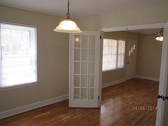 4th image of 1005 Pine Forest Dr