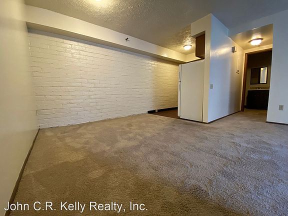 3rd image of 100 Hunter Garden Ct #124