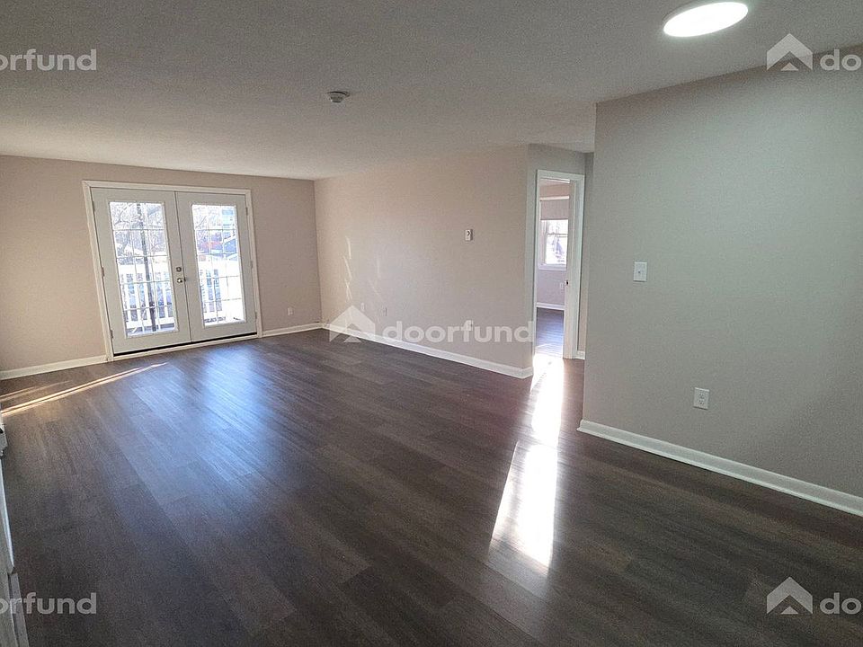 1st image of 208 Columbus St APT 10