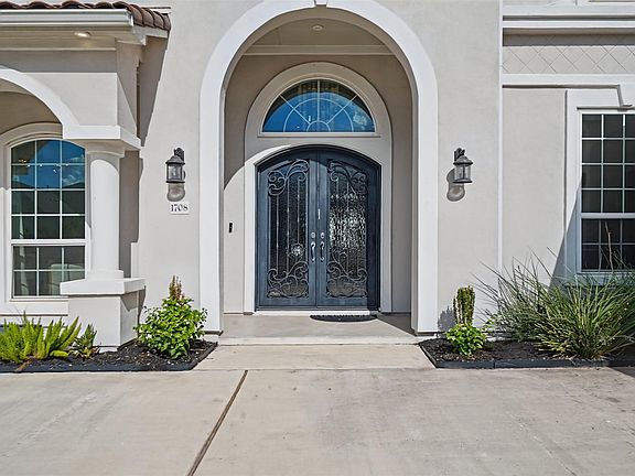 4th image of 1708 Boscello Ct