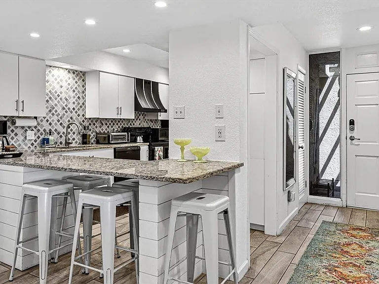14142 E Cabana St #1A — Photo 7
