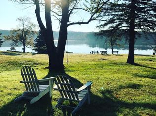 92 Sunnyside Rd, Gouldsboro, PA 18424