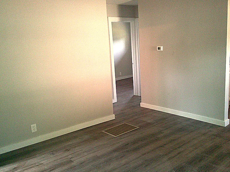 1603 W 22nd Ter — Photo 7