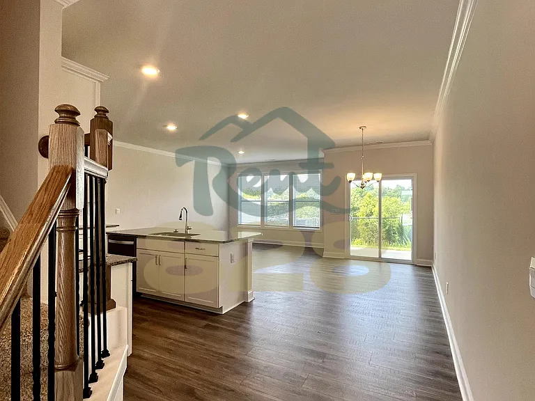 146 Creekview Rd #1 — Photo 4