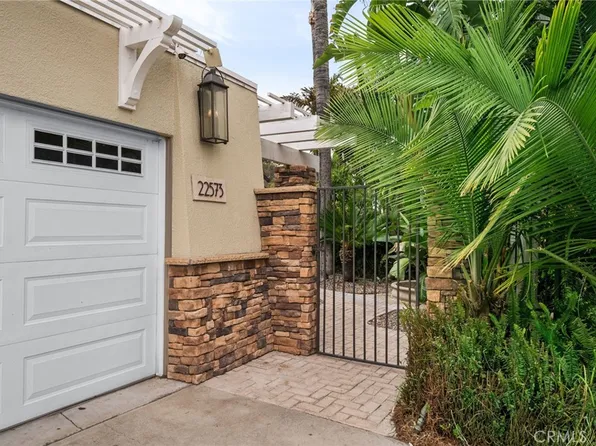 22573 Van Buren St, Grand Terrace, CA 92313