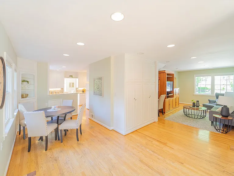 2840 SW Fern St — Photo 20