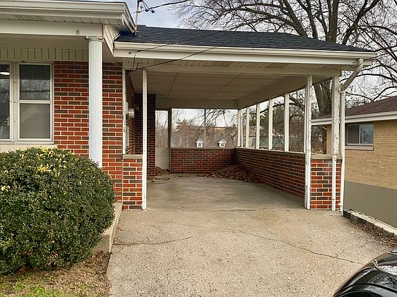 2nd image of 1709 Southwest Blvd