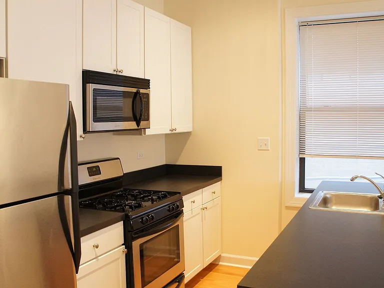 4715 N. Sheridan LLC — Photo 4