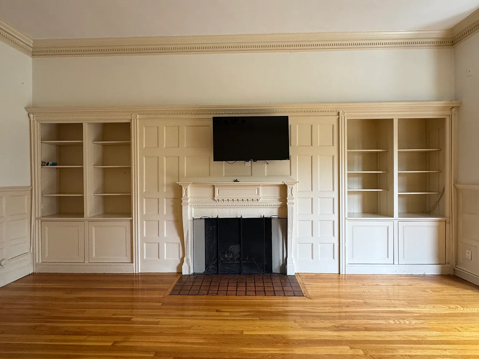 1 bed, 825 sqft, $4,000 — Photo 3