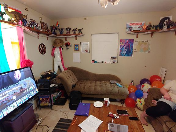 4th image of 1611 Pepper Dr