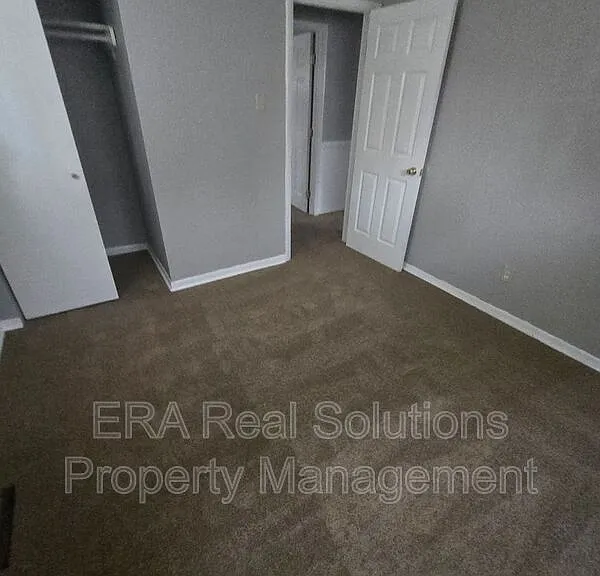 2236 Brentnell Ave — Photo 25